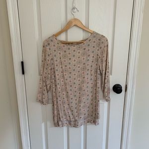 Floral top with soft colors